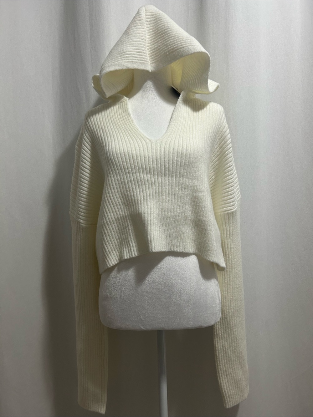 Forever 21 Cream Hooded V-Neck Ribbed Sweater